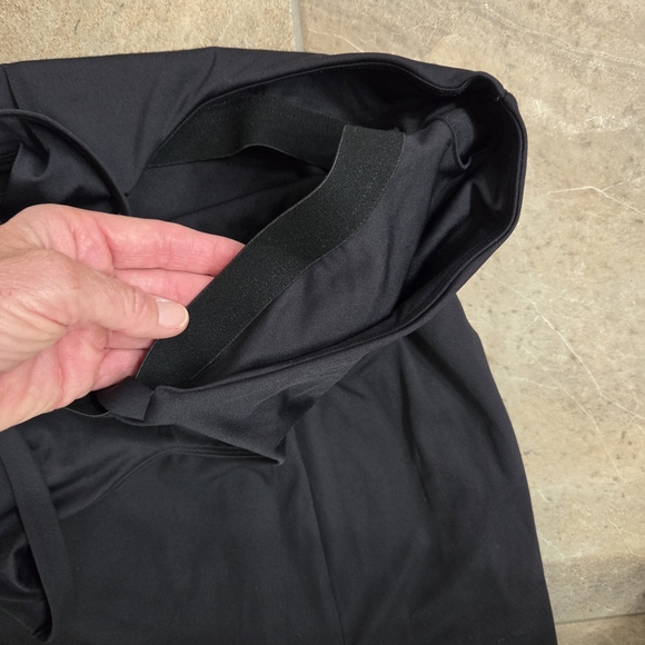 Halara Elegant Black Sleeveless Dress - Picture 2 of 11